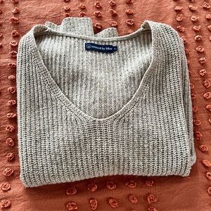 United By Blue VGUC Tan V-neck Boxy Sweater